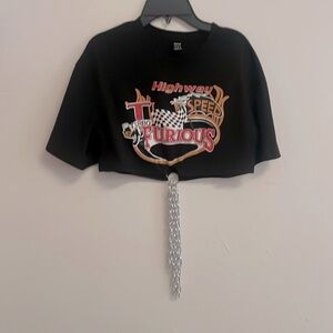 SHEIN Graphic Crop Top with Chain